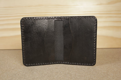 G & T | Pured Slim Fold Leather Wallet (Black Manhattan)