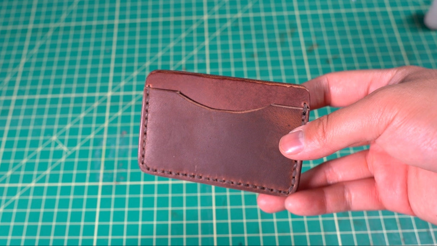 Single-Pocket Cardholder Pattern